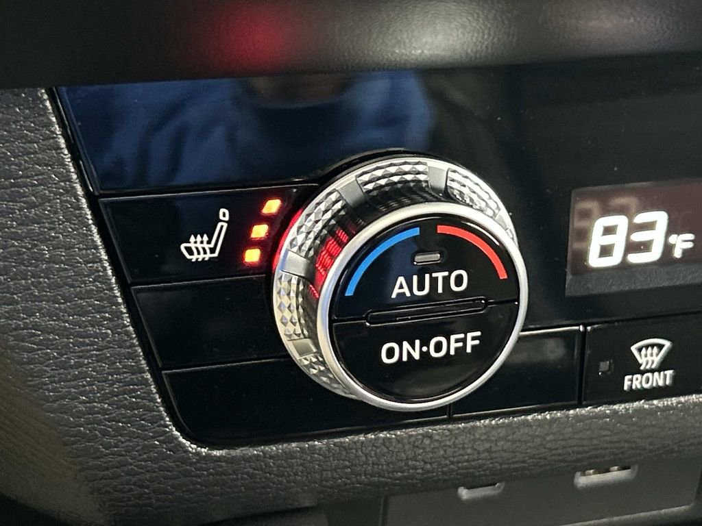 Used 2024 Mitsubishi Outlander SE image 32