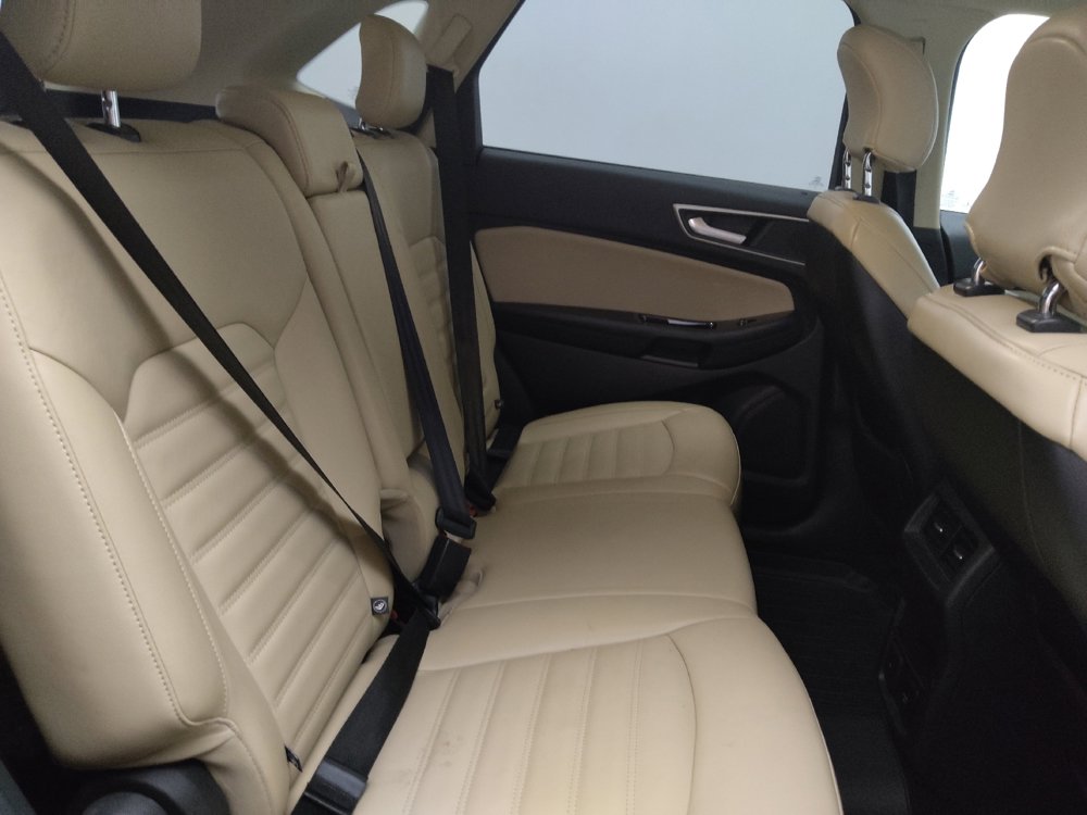 Used 2018 Ford Edge SEL w/ Equipment Group 201A AWD/4WD image 19
