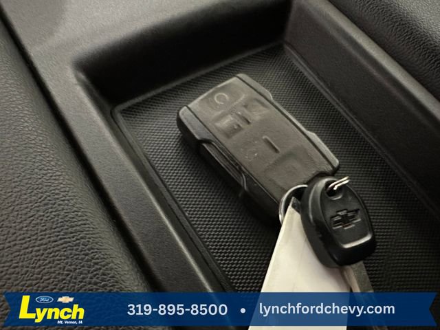 Used 2020 Chevrolet Silverado 1500 Custom w/ Custom Convenience Package image 12