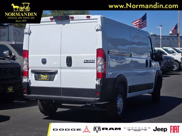New 2027 RAM ProMaster 1500 w/ Convenience Group FWD image 3