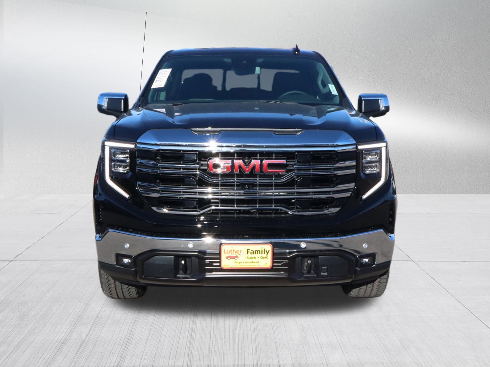New 2026 GMC Sierra 1500 SLT w/ SLT Premium Plus Package video 2