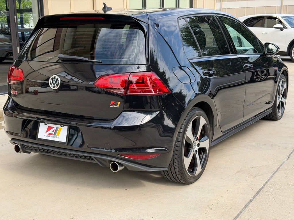 Used 2017 Volkswagen GTI SE FWD image 9