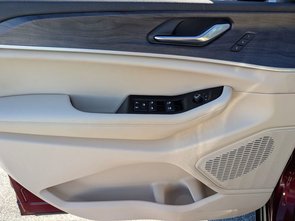 New 2025 Jeep Grand Cherokee L Limited image 13