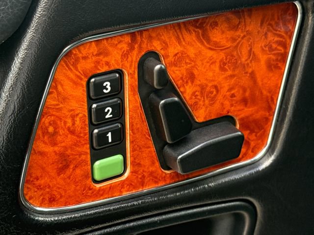 Used 2011 Mercedes-Benz G 55 AMG 4MATIC image 22