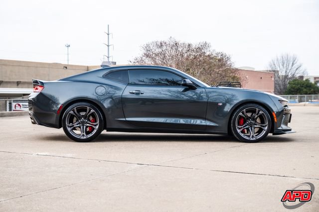 Used 2018 Chevrolet Camaro SS image 13