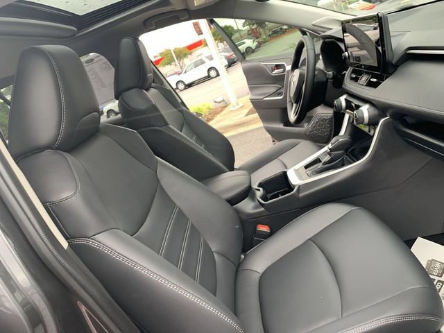 Used 2025 Toyota RAV4 XLE Premium w/ Weather Package FWD image 14
