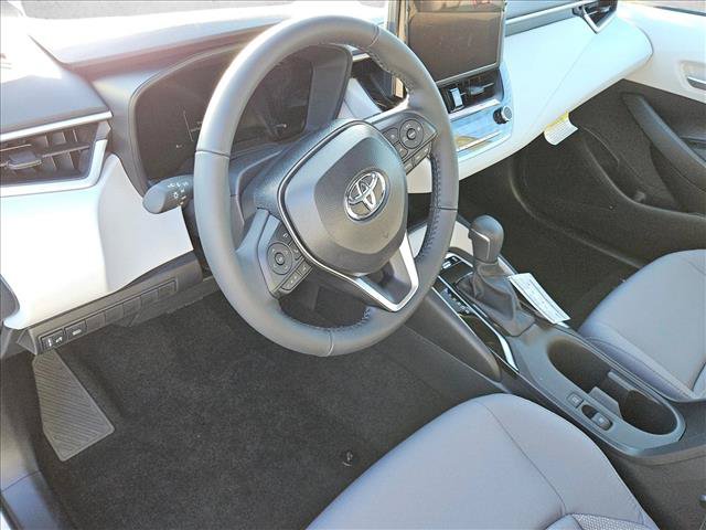 New 2026 Toyota Corolla SE FWD image 3