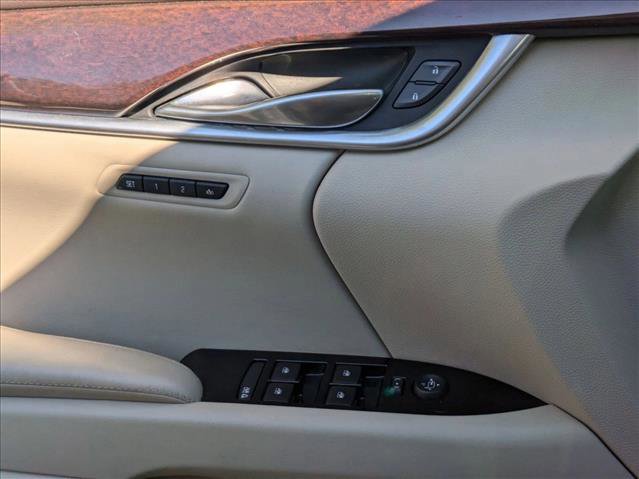 Used 2017 Cadillac XTS Luxury image 2