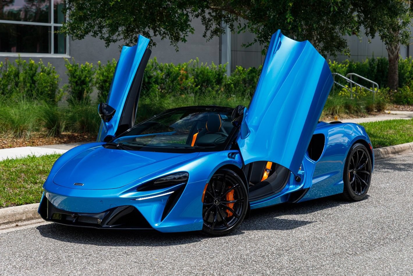 New 2026 McLaren Artura Spider RWD image 50