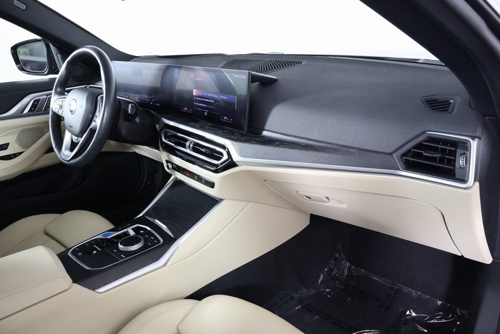 Used 2023 BMW i4 eDrive35 w/ Premium Package RWD image 9