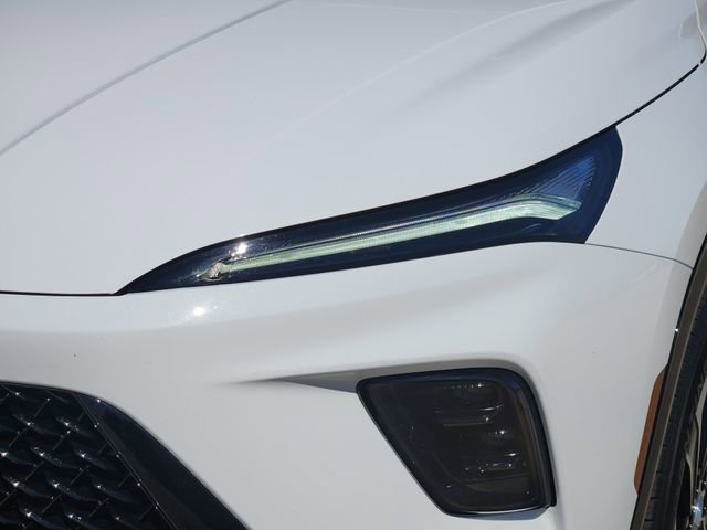 Certified 2025 Buick Enclave Sport Touring image 9