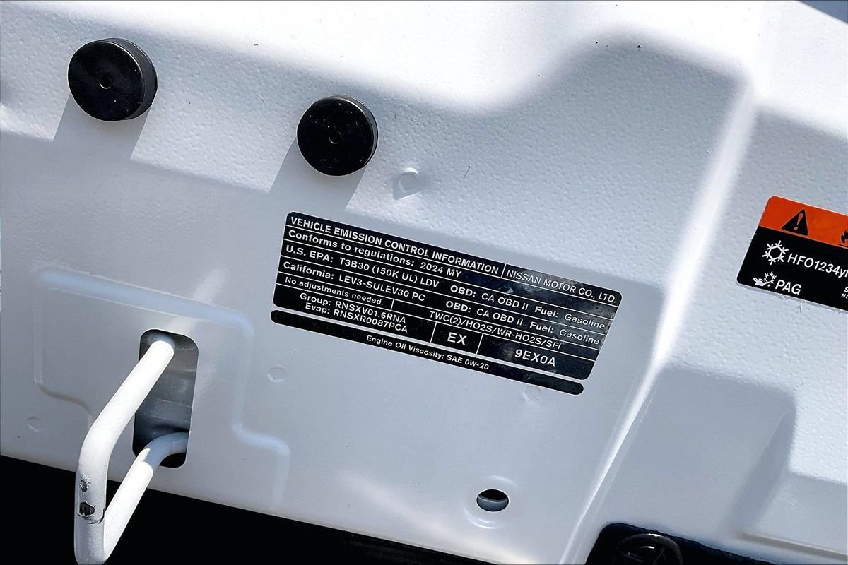Used 2024 Nissan Versa S w/ Trunk Package FWD image 25