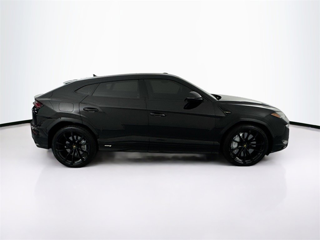 Used 2024 Lamborghini Urus S image 4