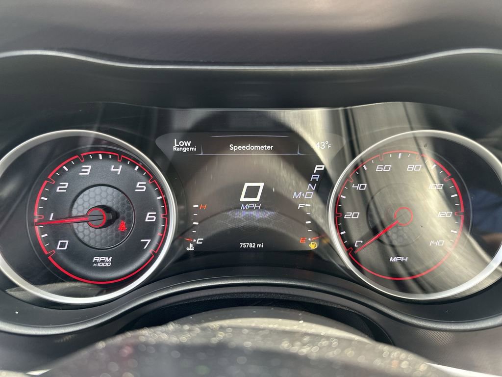 Used 2022 Dodge Charger SXT image 15