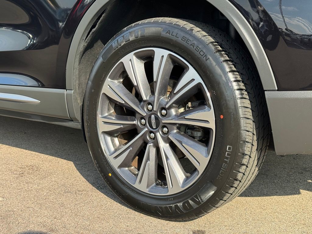 Used 2022 Lincoln Corsair Reserve w/ Elements Package image 29