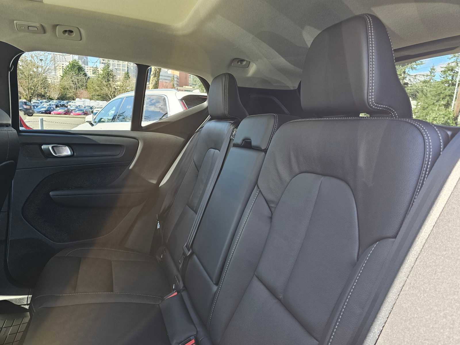 New 2026 Volvo XC40 B5 Plus w/ Protection Package Premier image 20