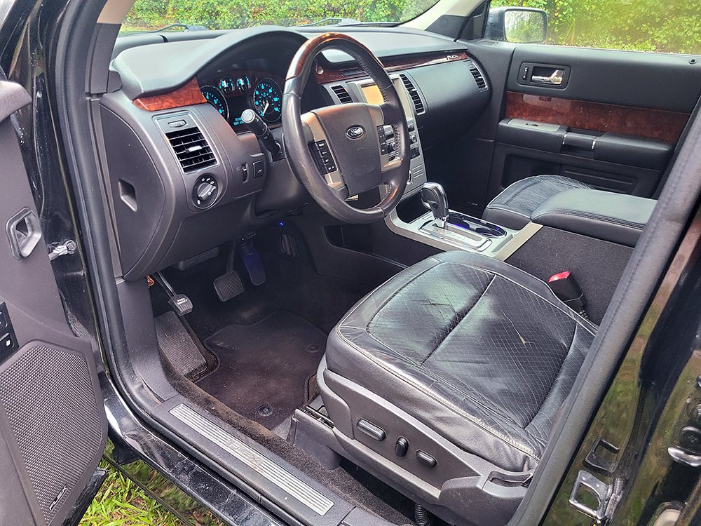 Used 2012 Ford Flex Limited w/ Equipment Group Order Code FWD image 13