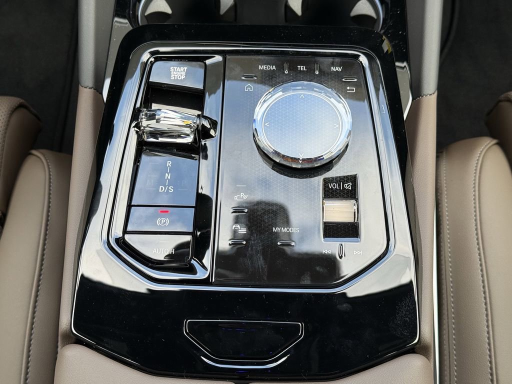 New 2026 BMW 530i xDrive w/ Executive Package image 19