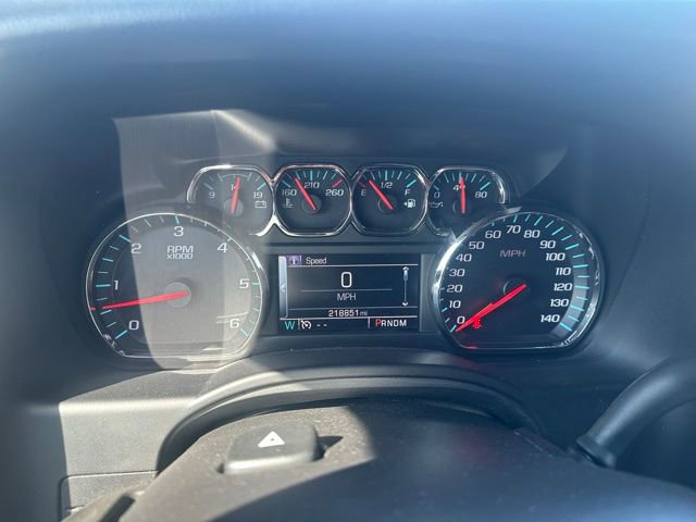 Used 2015 Chevrolet Suburban LT AWD/4WD image 32