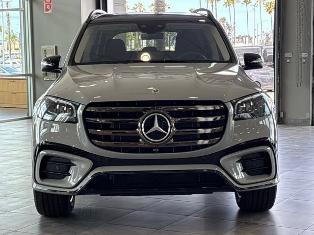 New 2025 Mercedes-Benz GLS 580 4MATIC image 11
