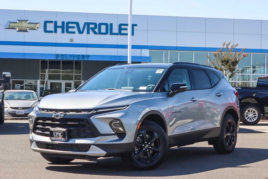 New 2025 Chevrolet Blazer LT w/ Sound & Technology Package