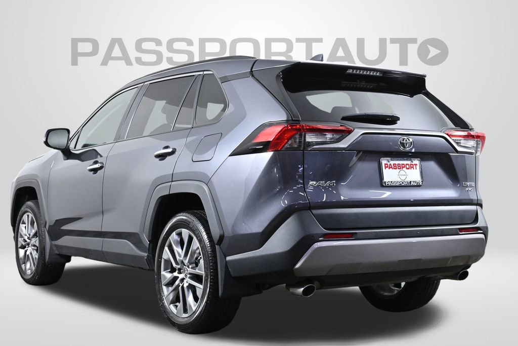 Used 2022 Toyota RAV4 Limited image 6