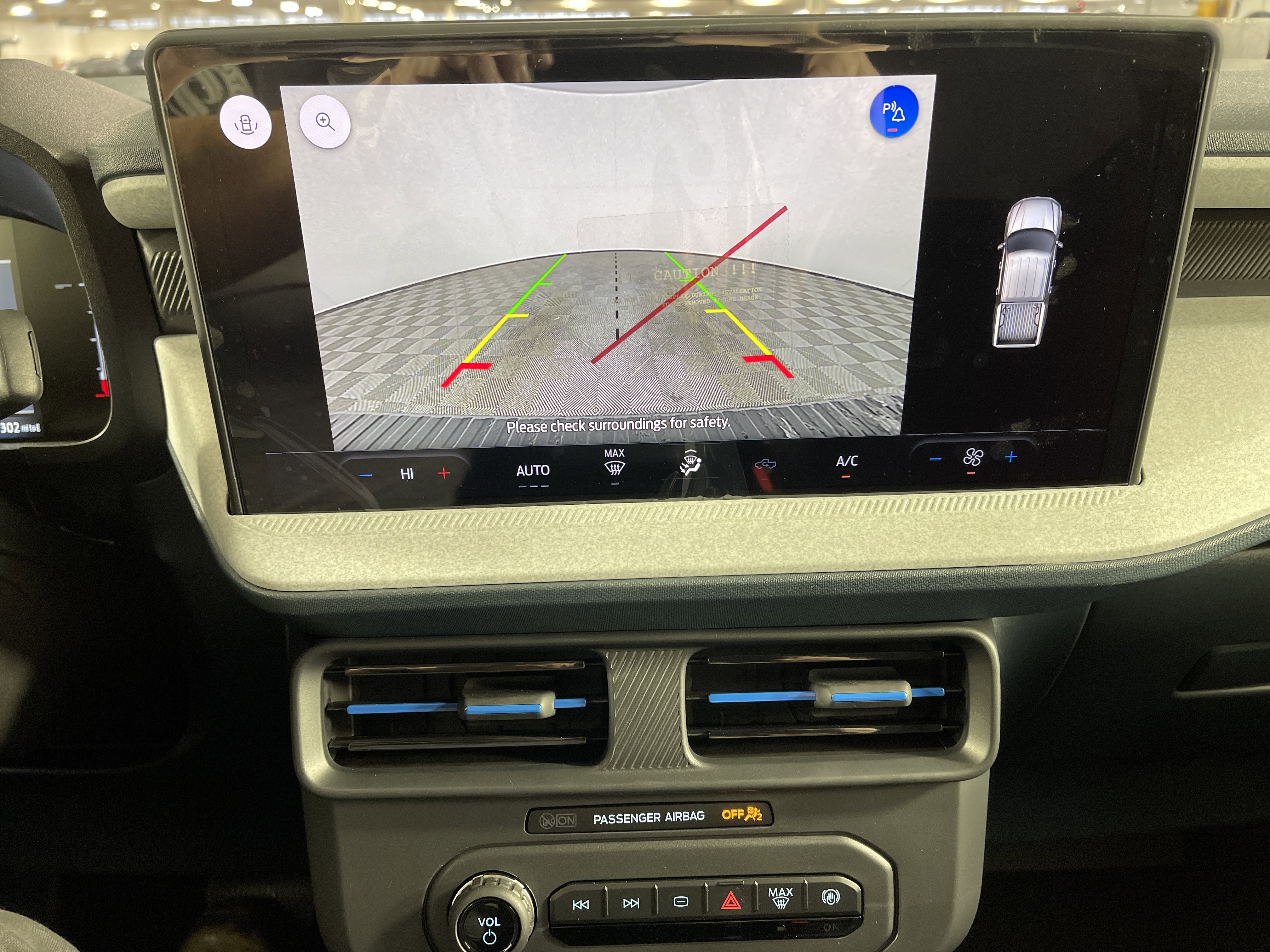 New 2025 Ford Maverick XLT image 24