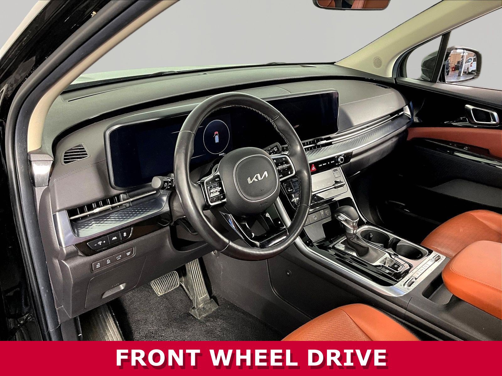 Used 2024 Kia Carnival SX Prestige FWD image 16