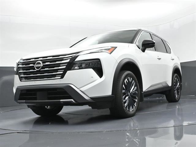 Used 2025 Nissan Rogue SL w/ Tech Package AWD/4WD image 32