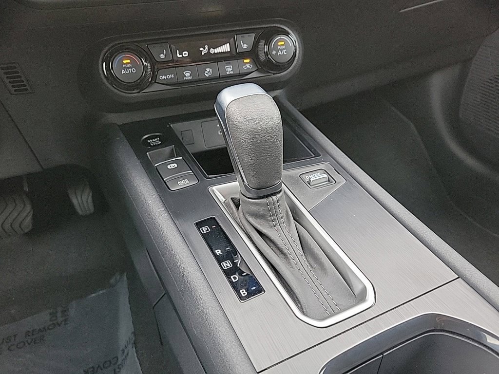 New 2027 Nissan Kicks SV AWD/4WD image 21