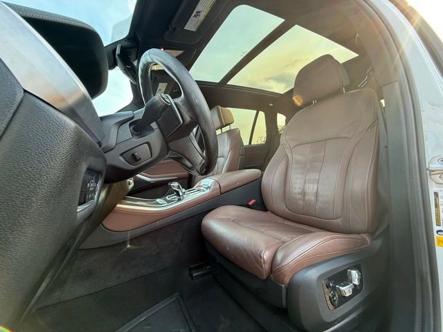 Used 2022 BMW X5 sDrive40i w/ Premium Package image 19