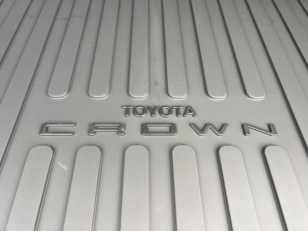 New 2025 Toyota Crown Signia image 16