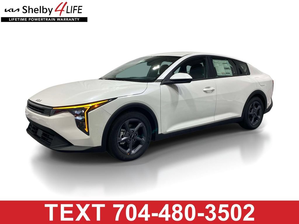 New 2026 Kia K4 FWD image 1
