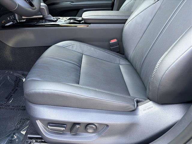New 2026 Toyota Camry XSE FWD image 12