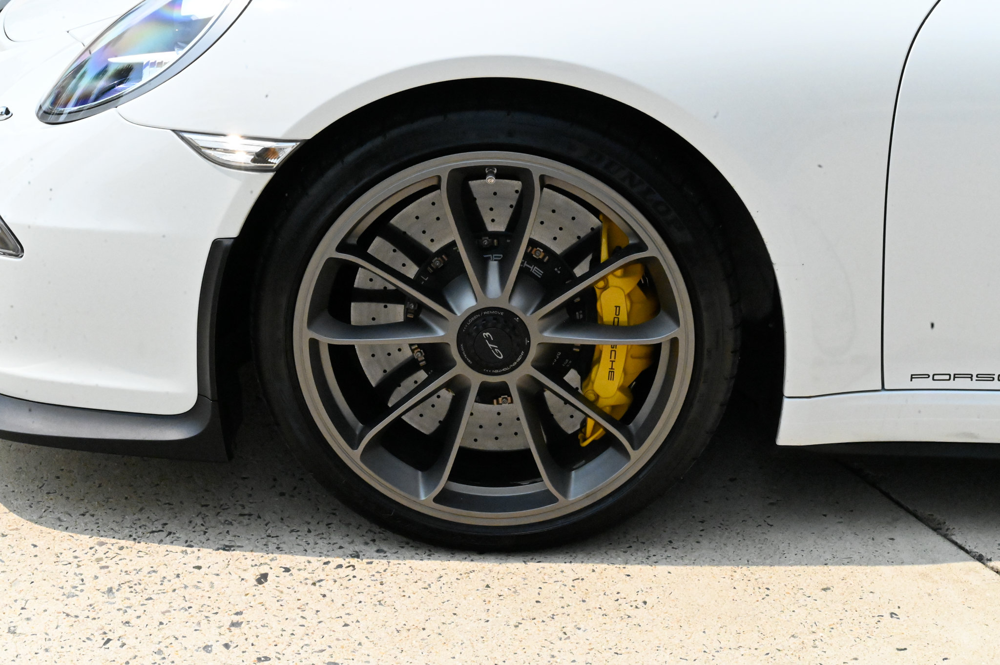 Used 2014 Porsche 911 GT3 RWD image 9