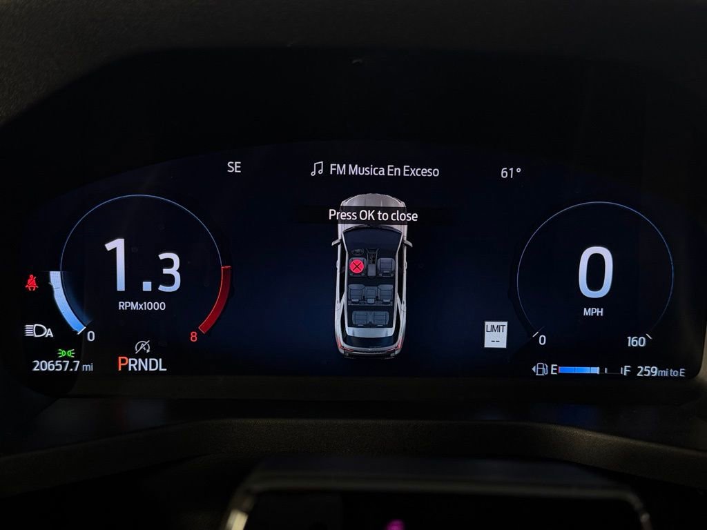 Used 2025 Ford Explorer ST-Line w/ ST-Line Street Pack image 21