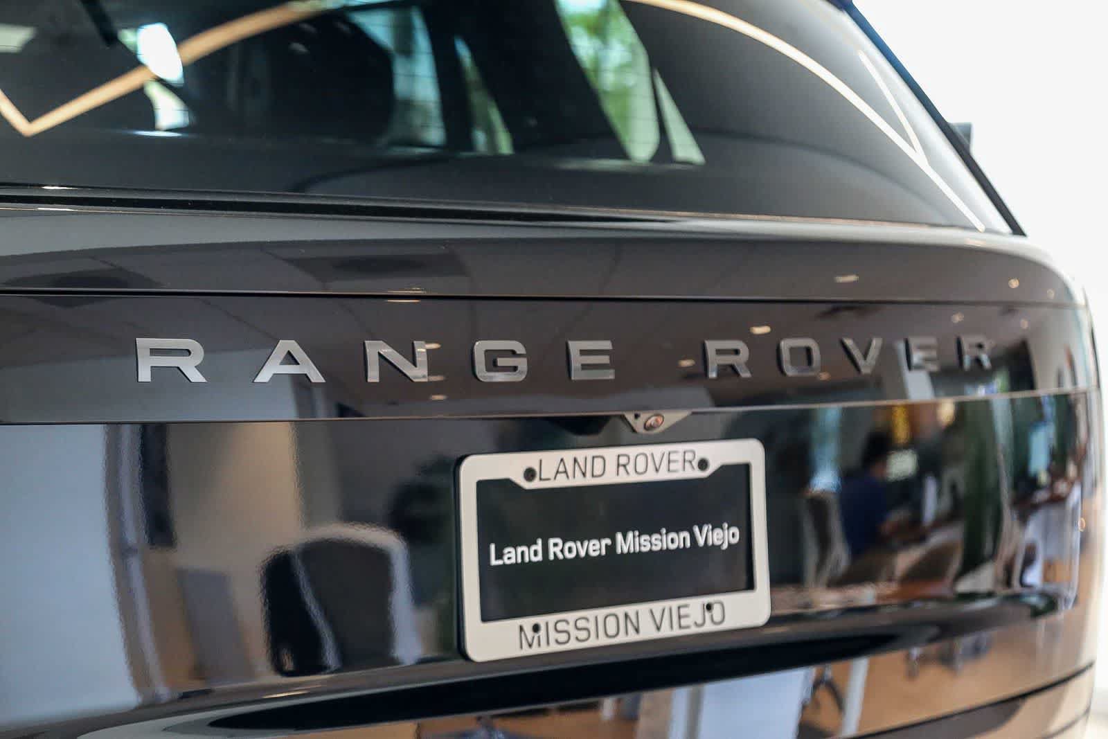 New 2026 Land Rover Range Rover Long Wheelbase SE AWD/4WD image 6