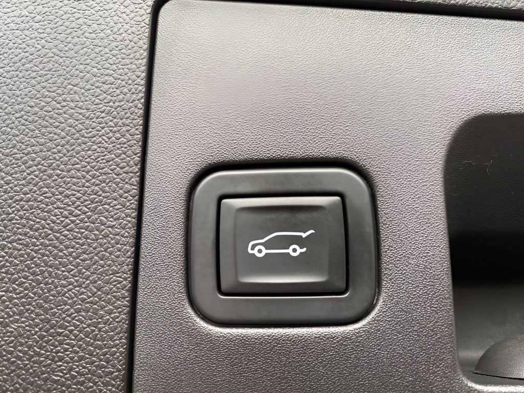 Used 2019 Cadillac XT4 Sport AWD/4WD image 13