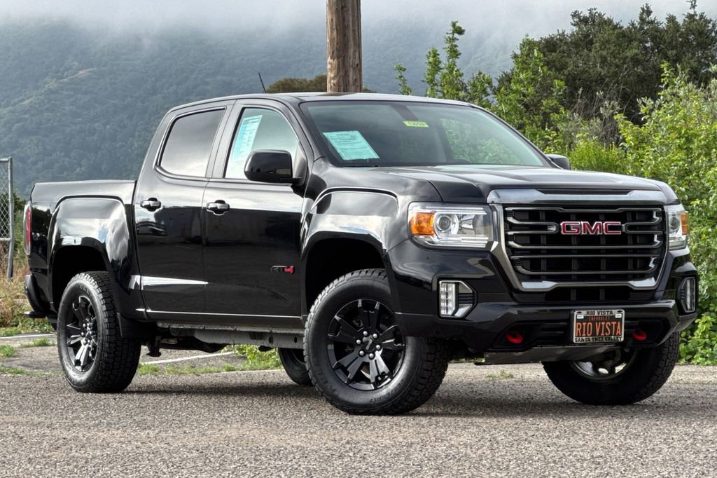 Certified 2022 GMC Canyon AT4 image 2