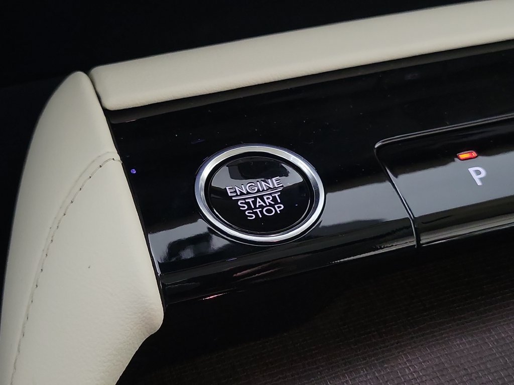 New 2027 Lincoln Navigator L Reserve w/ Jet Appearance Package RWD image 33