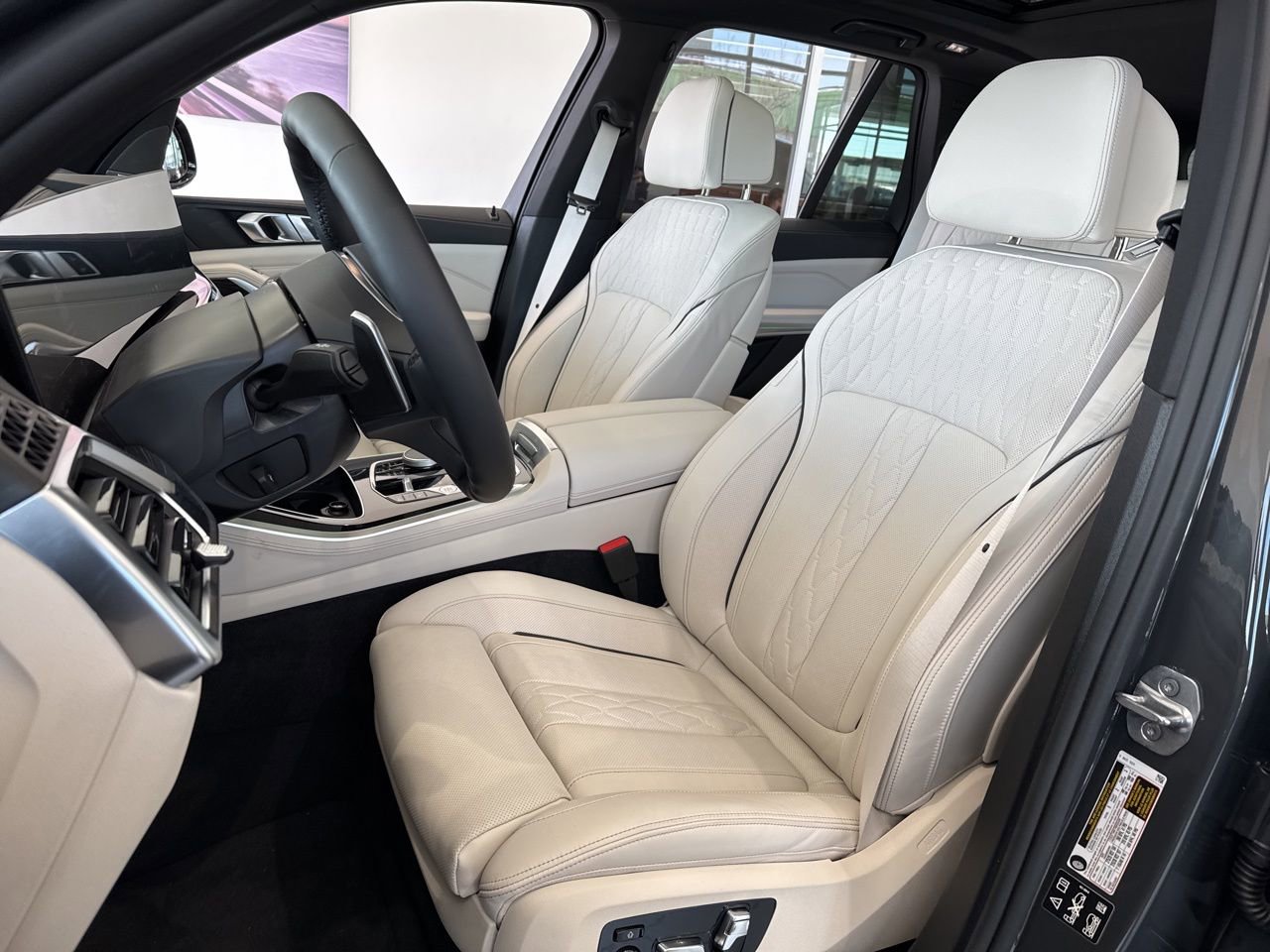 New 2026 BMW X5 xDrive40i AWD/4WD image 16