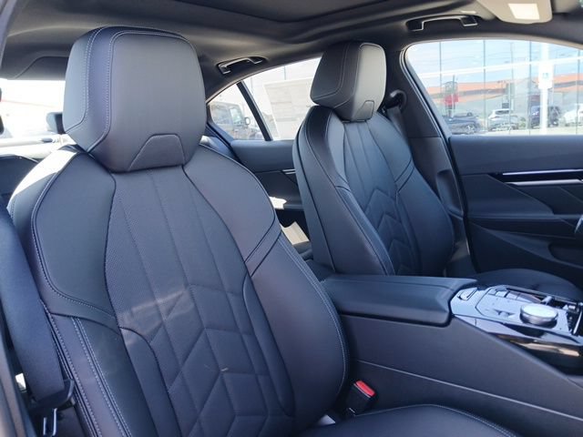 New 2026 BMW 530i w/ M Sport Package RWD image 18