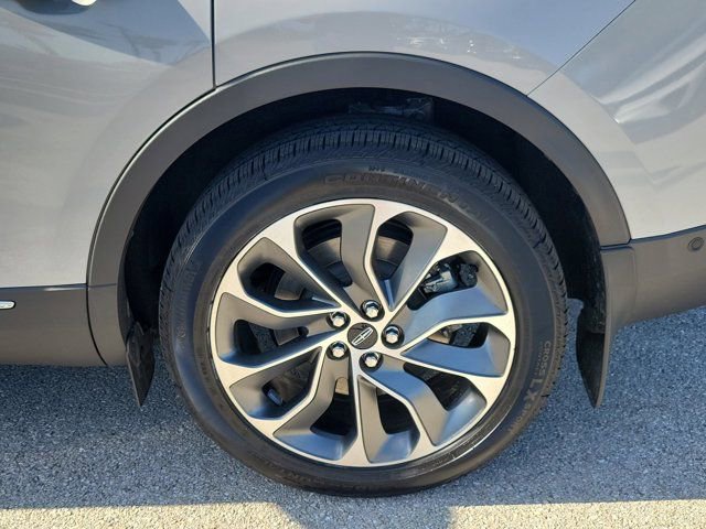 Certified 2023 Lincoln Nautilus Reserve w/ Equipment Group 201A AWD/4WD image 10