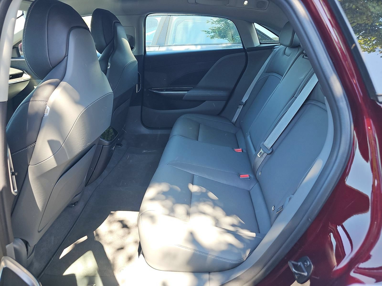Used 2025 Lucid Air Touring AWD/4WD image 8