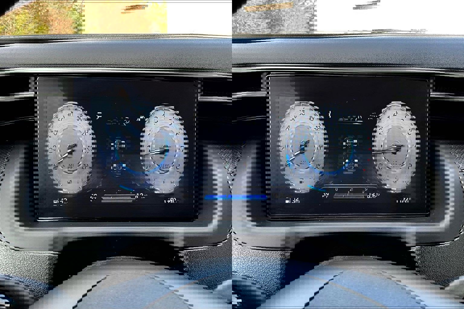 Used 2024 Hyundai Santa Cruz SEL w/ Activity Package image 9