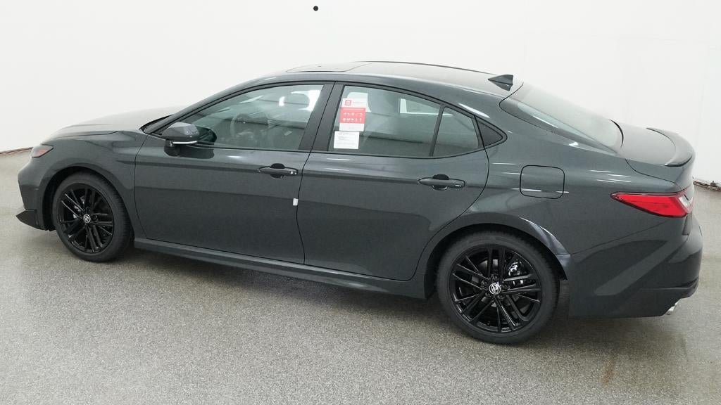 New 2026 Toyota Camry SE FWD image 4