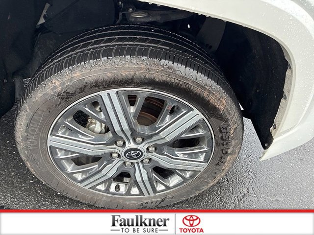 Certified 2023 Toyota Tundra Capstone AWD/4WD image 22