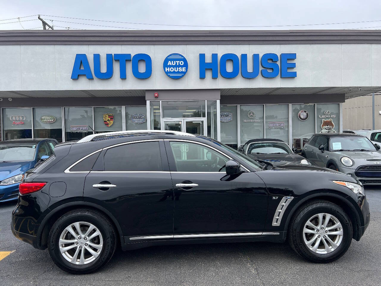 Used 2014 INFINITI QX70 AWD w/ Premium Package image 9