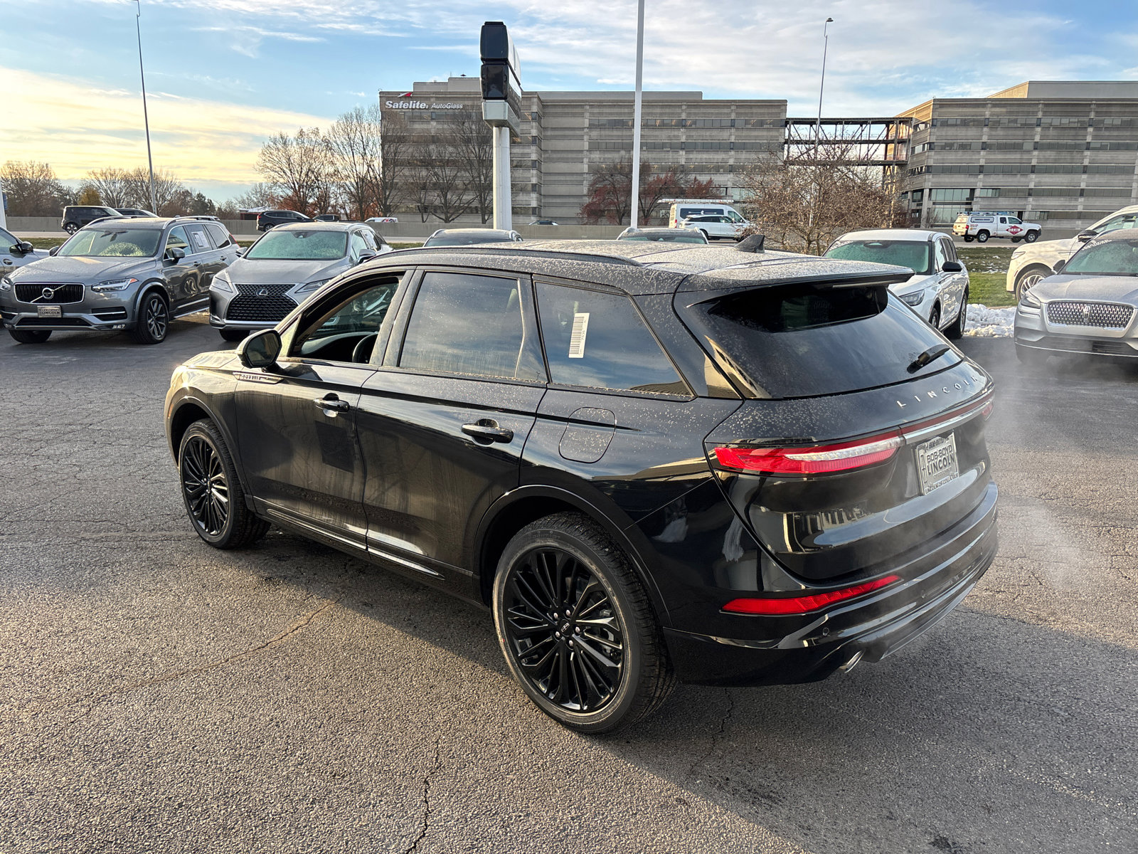 New 2026 Lincoln Corsair Premiere image 5