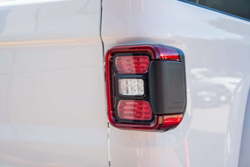 New 2027 Jeep Gladiator Mojave AWD/4WD image 7
